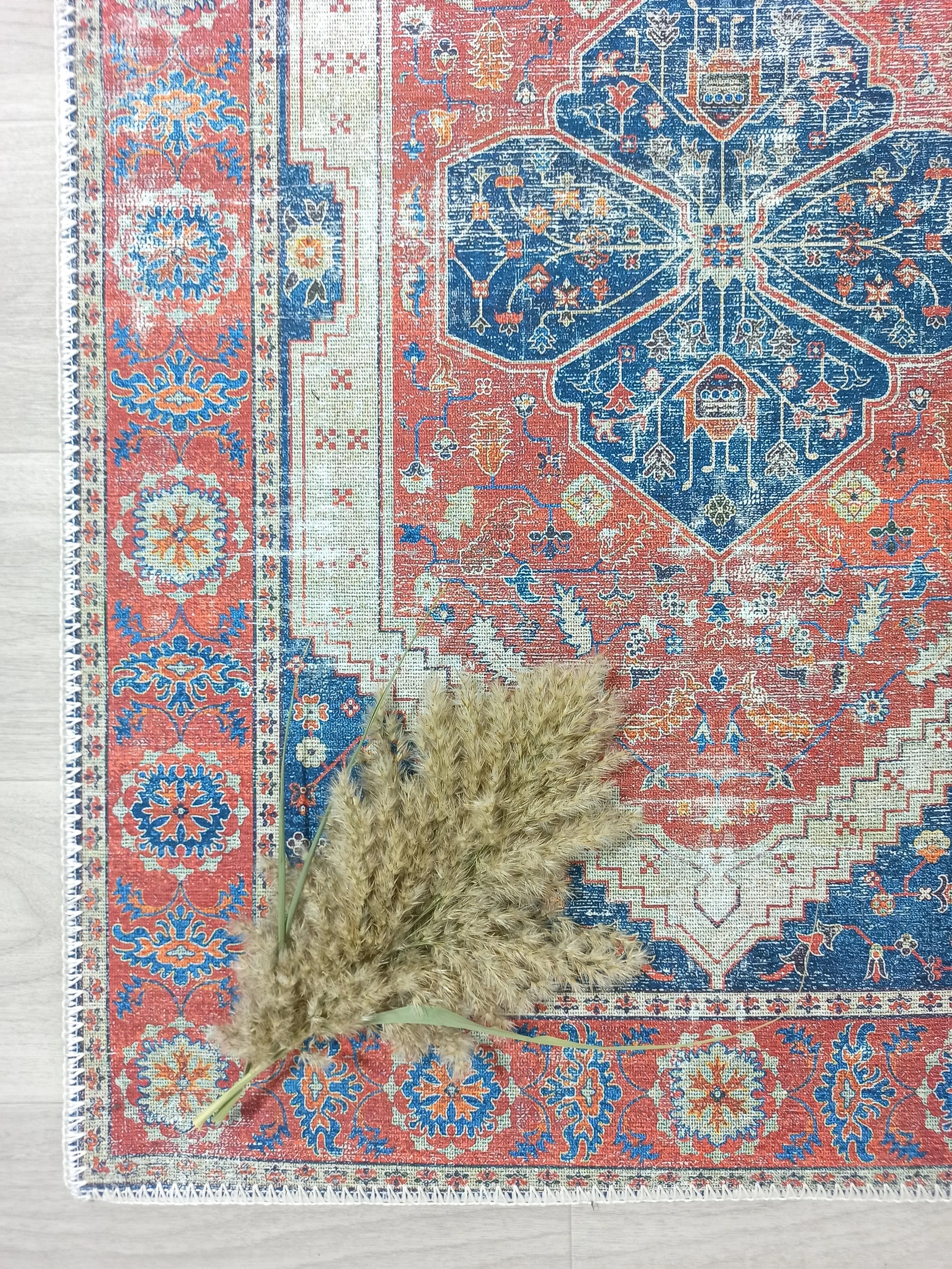 Vintage Eskitme Kırmızı Mavi Halı