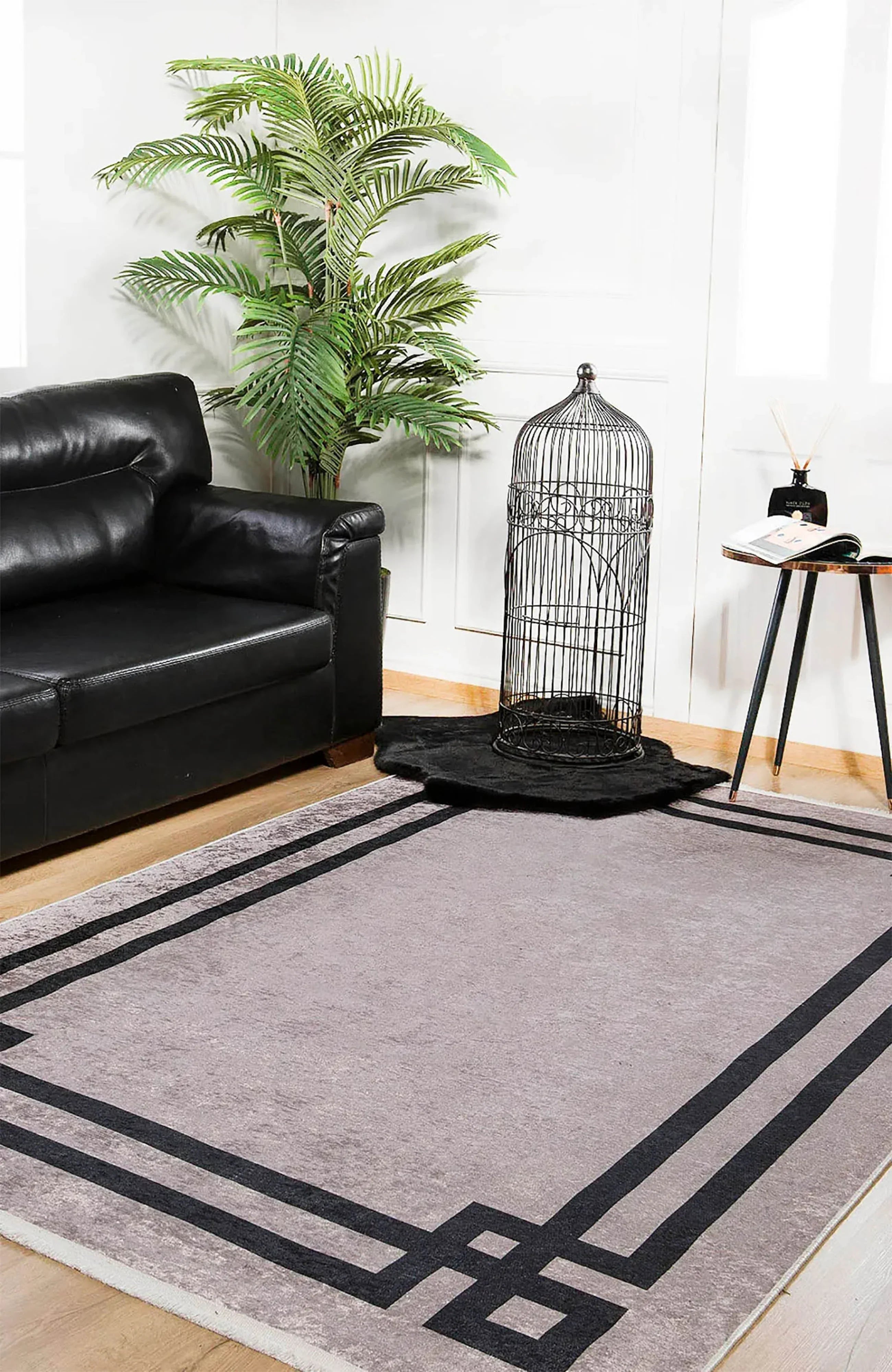 Vizon Siyah Zeminli Art Deco Geometrik Siyah Bordürlü Modern Halı