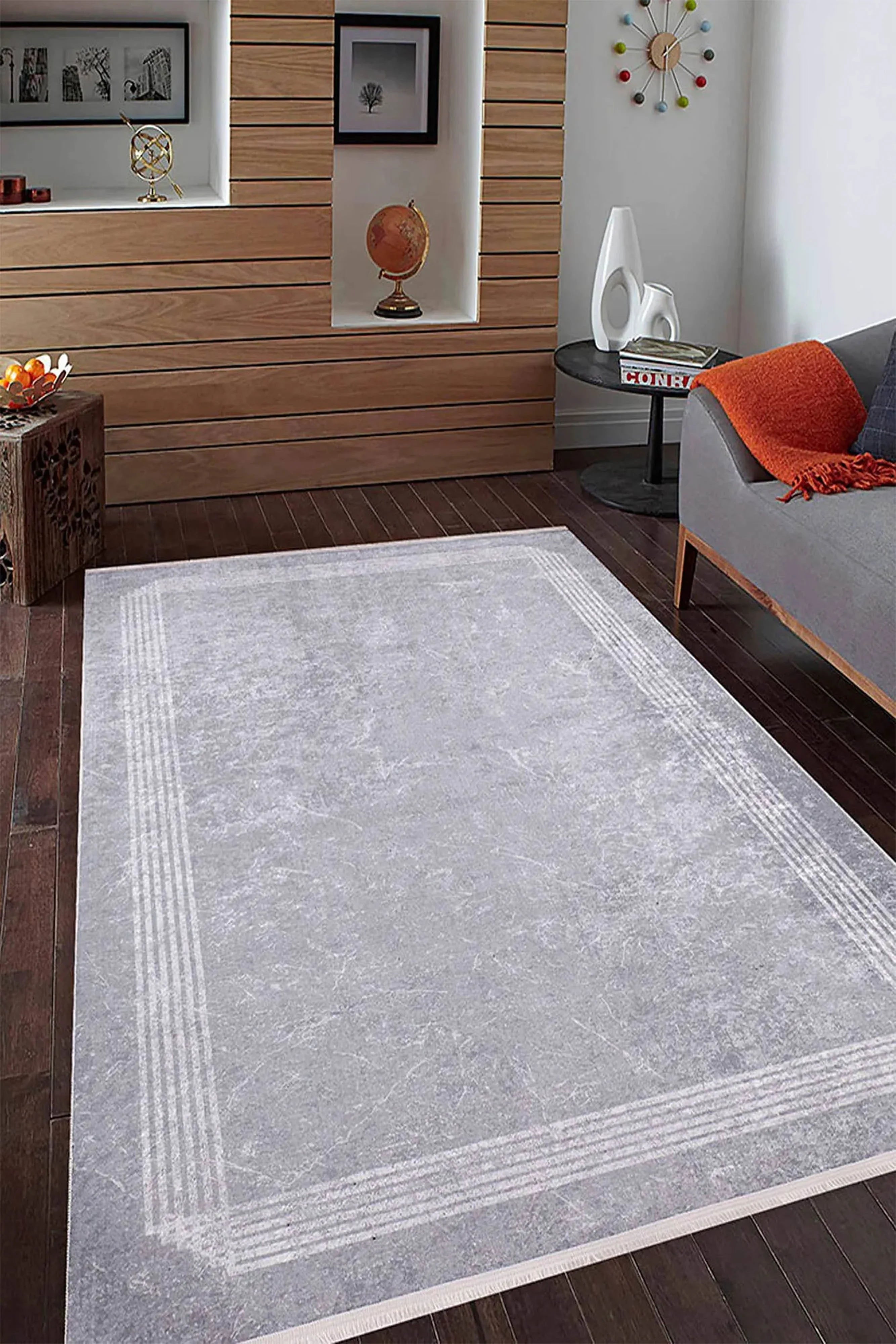 Zamansız Açık Gri Eskitme Minimalist Çizgili Beyaz Bordürlü Halı