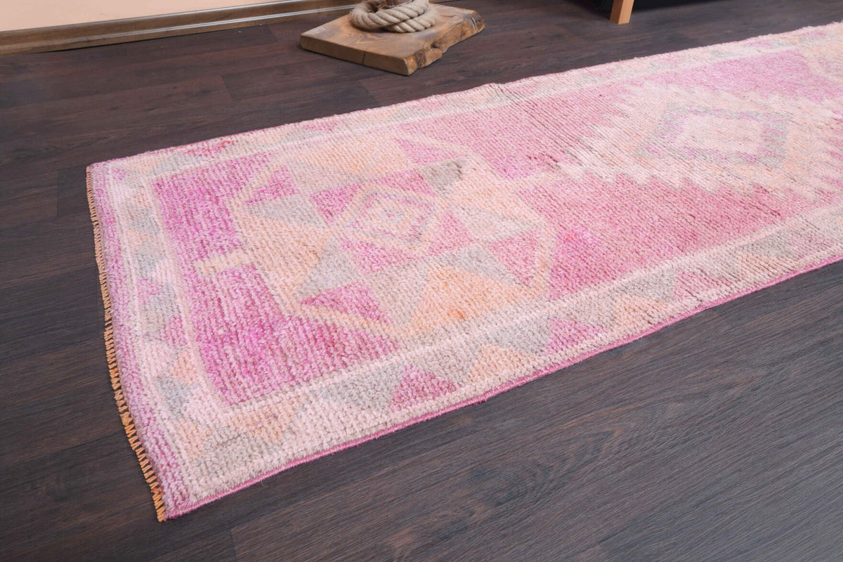 El yapımı vintage yolluk 61x366 cm oryantal desenli yün - yakın çekim doku detayı
