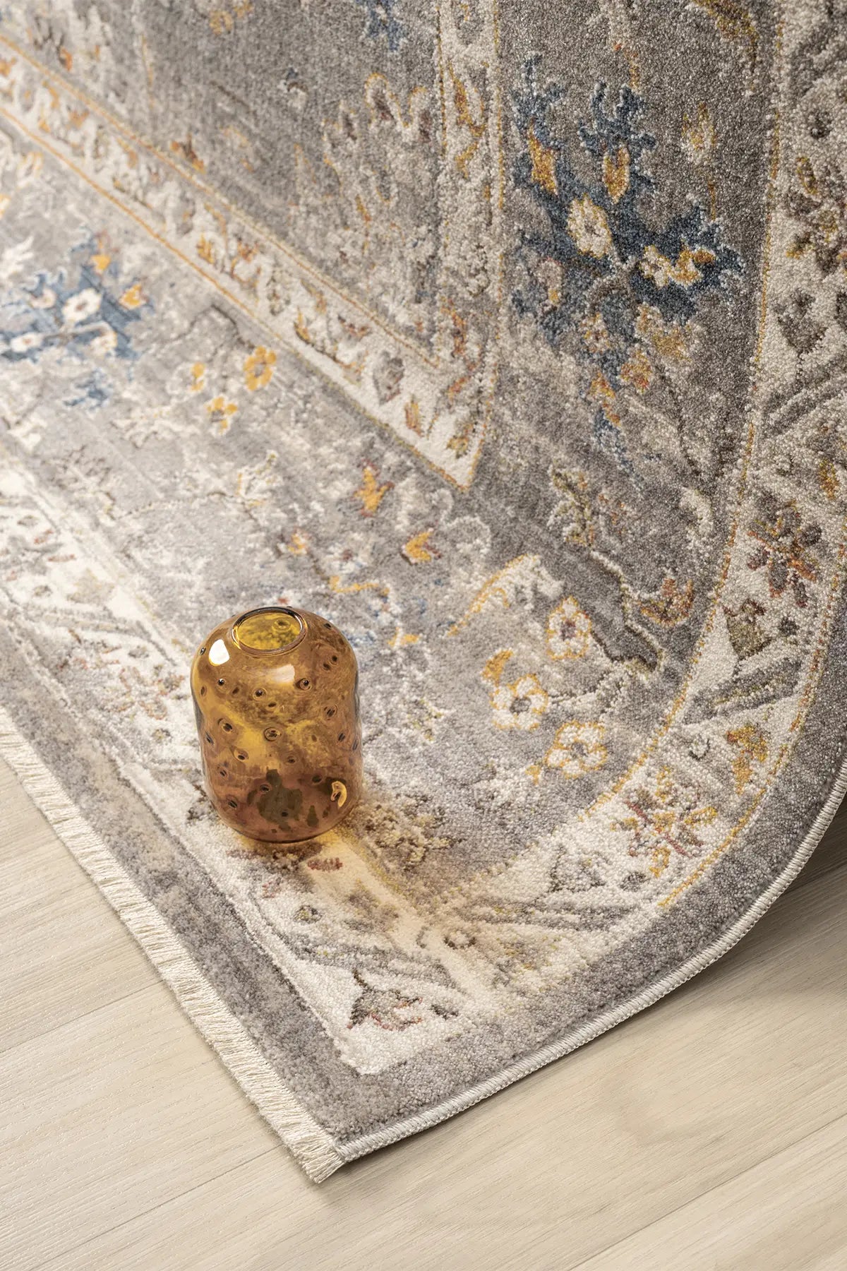 Gri Klasik Eskitme Vintage Desenli Halı - 0254GA