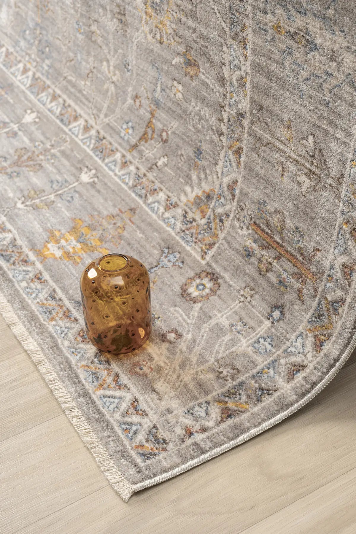Gri Klasik Eskitme Vintage Desenli Halı - 0255GA