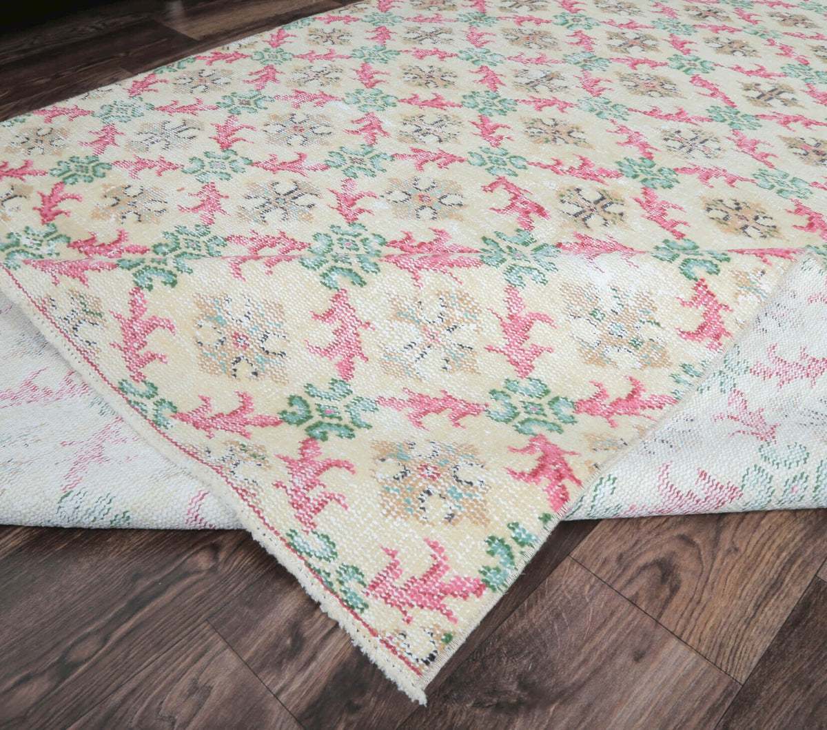 Ayaz - Vintage Home Decor Rug