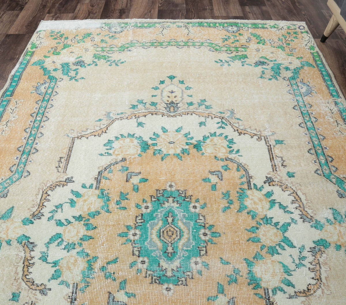 Azad - Medallion Vintage Warm Rug