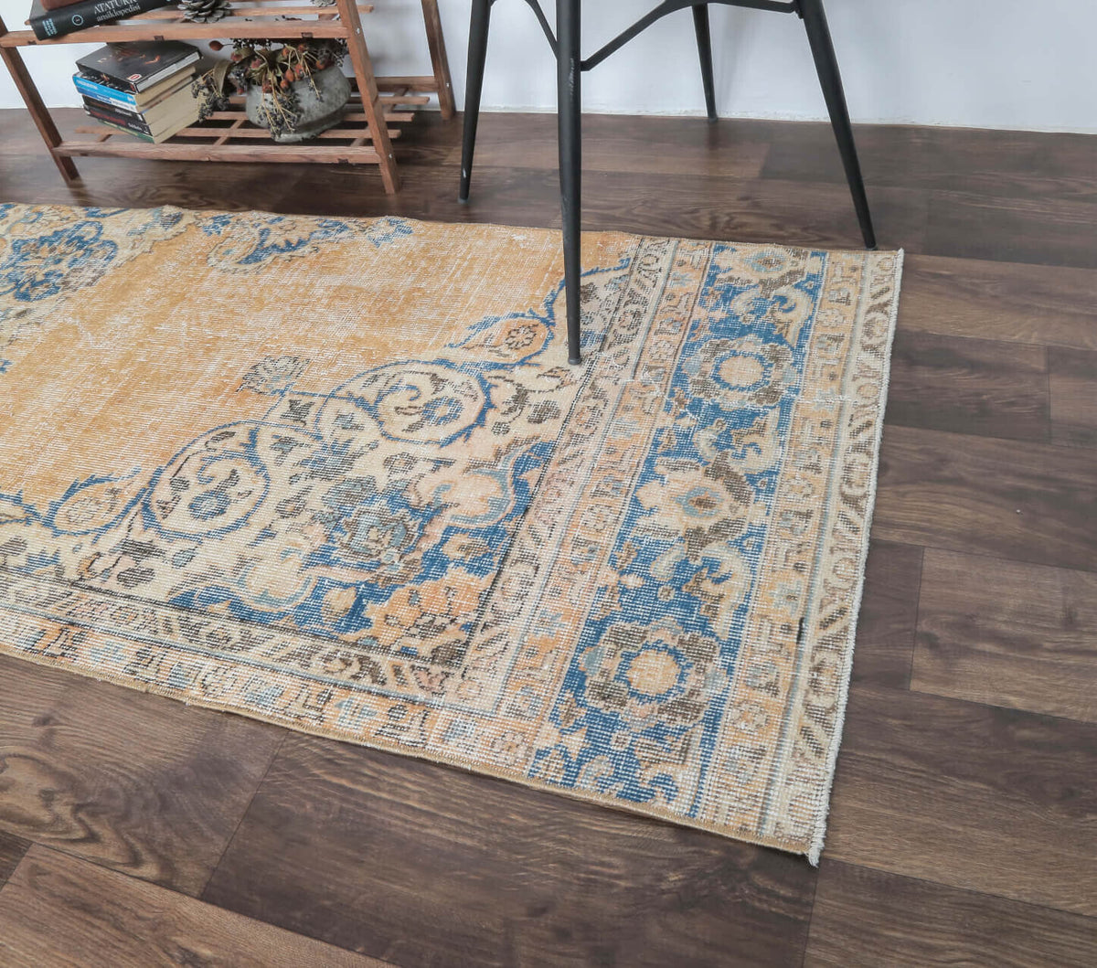 Camilya - Vintage Side Oushak Rug