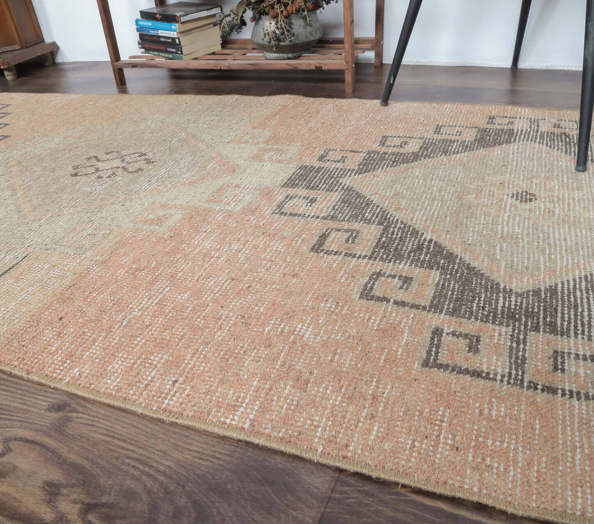 El yapımı vintage halı 89x353 cm geometrik desenli yün - desen detayı