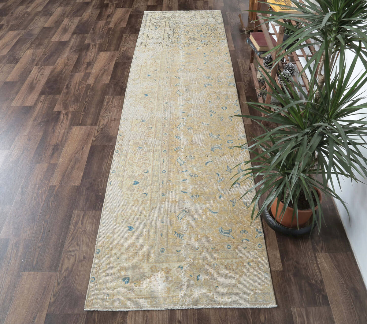 Cicek - Neutral Floral Oushak Runner
