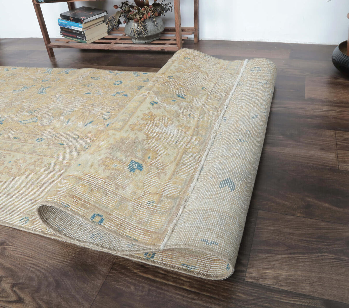Cicek - Neutral Floral Oushak Runner