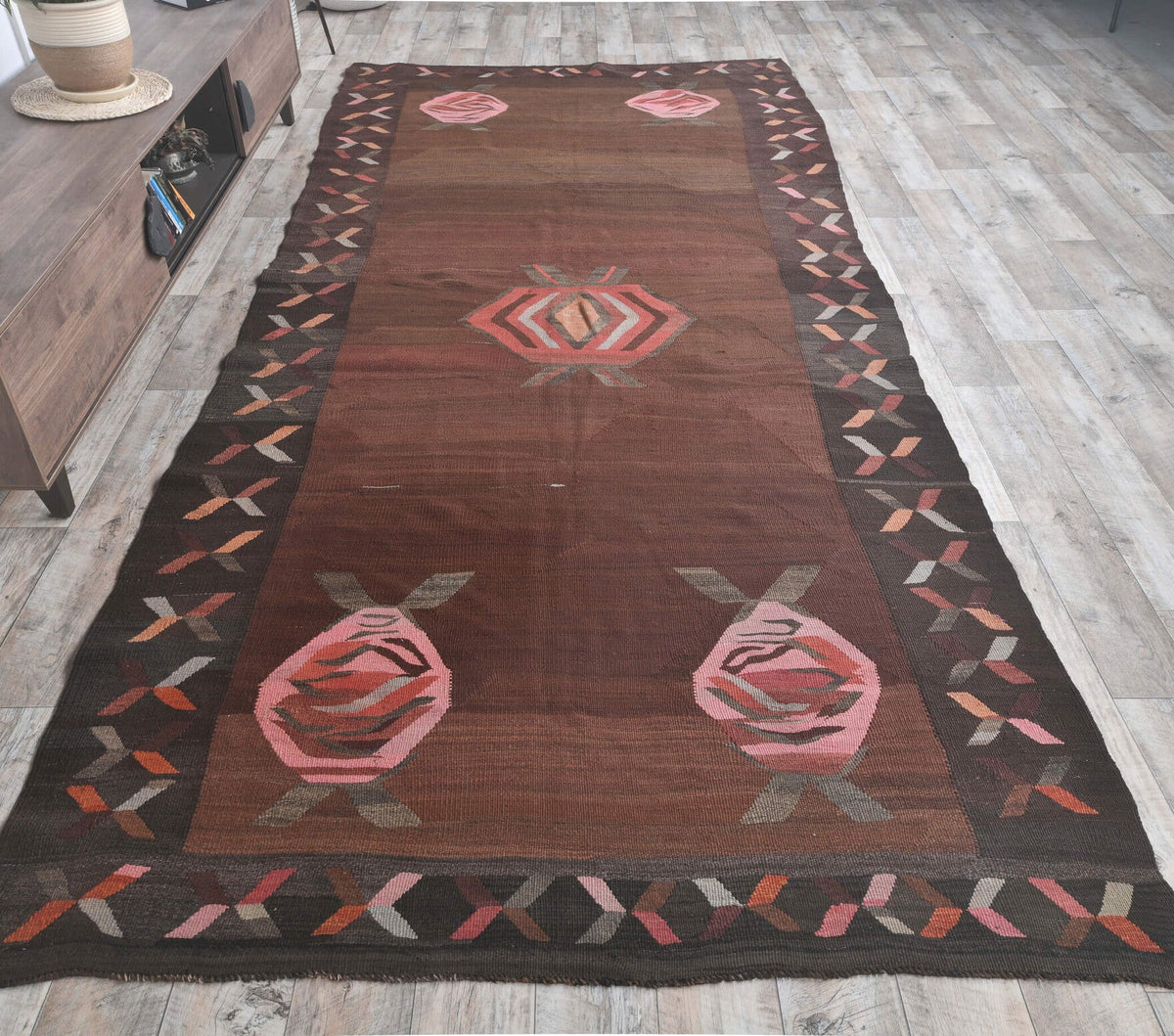 Gunesh - Kilim Brown Rug Traditional
