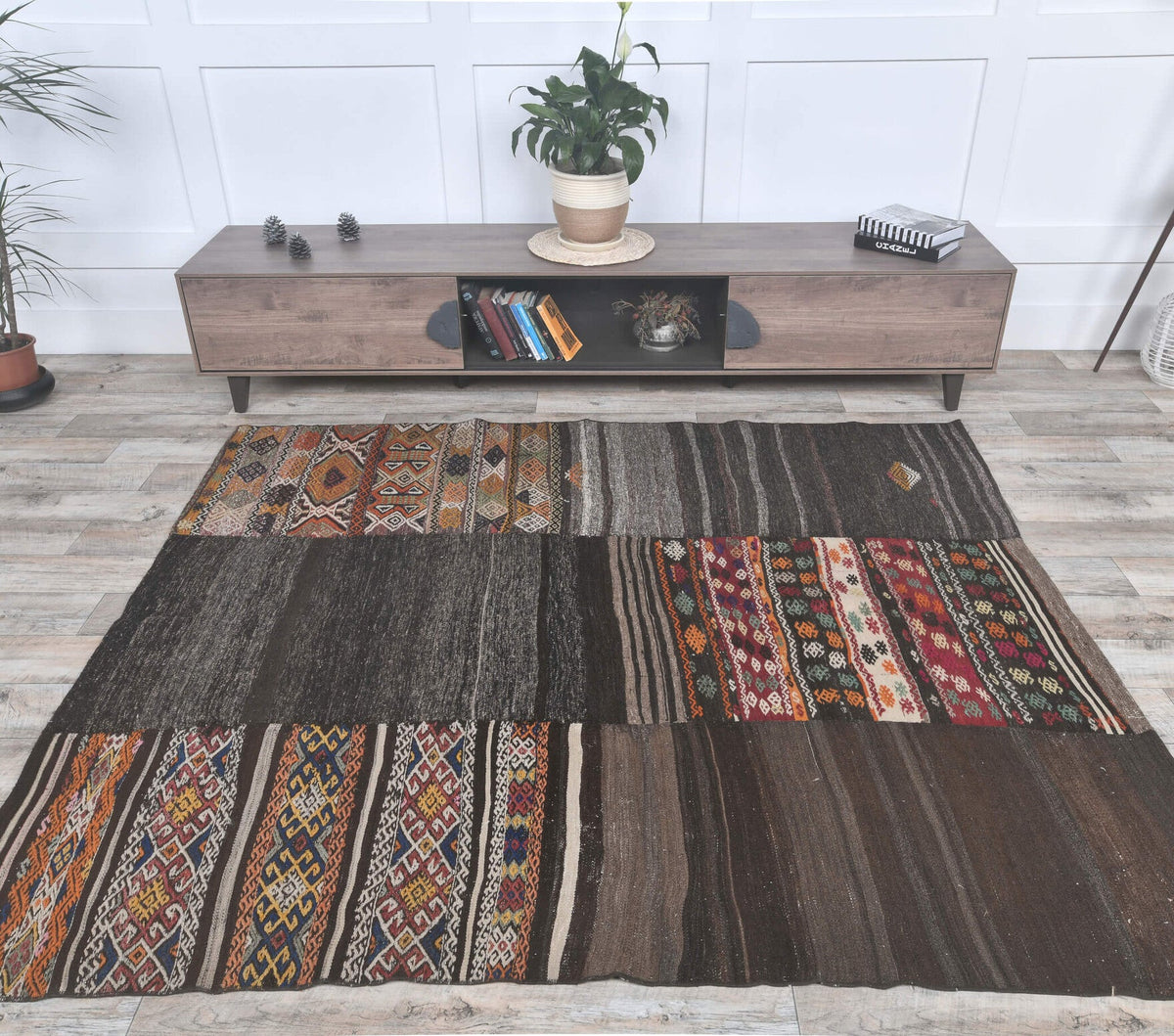 El yapımı vintage halı 198x226 cm patchwork desenli yün - kenar ve saçak detayı