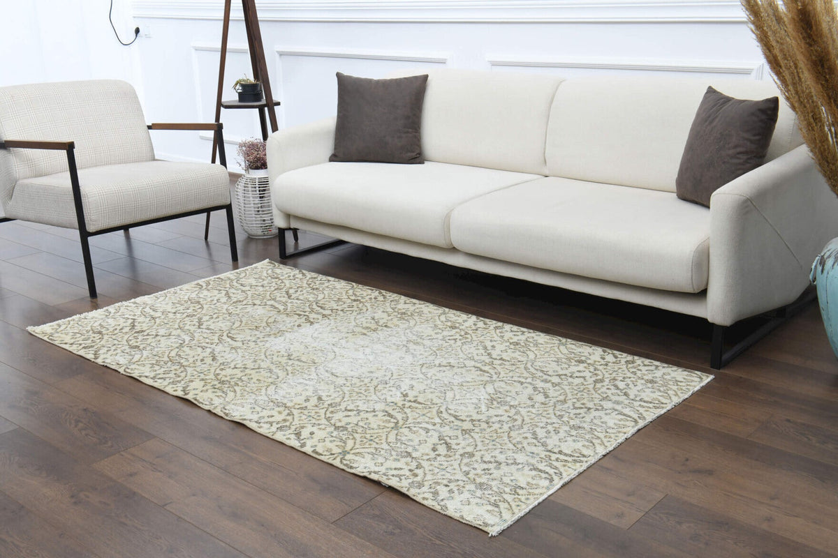 Handmade Vintage Floral Oushak Rug