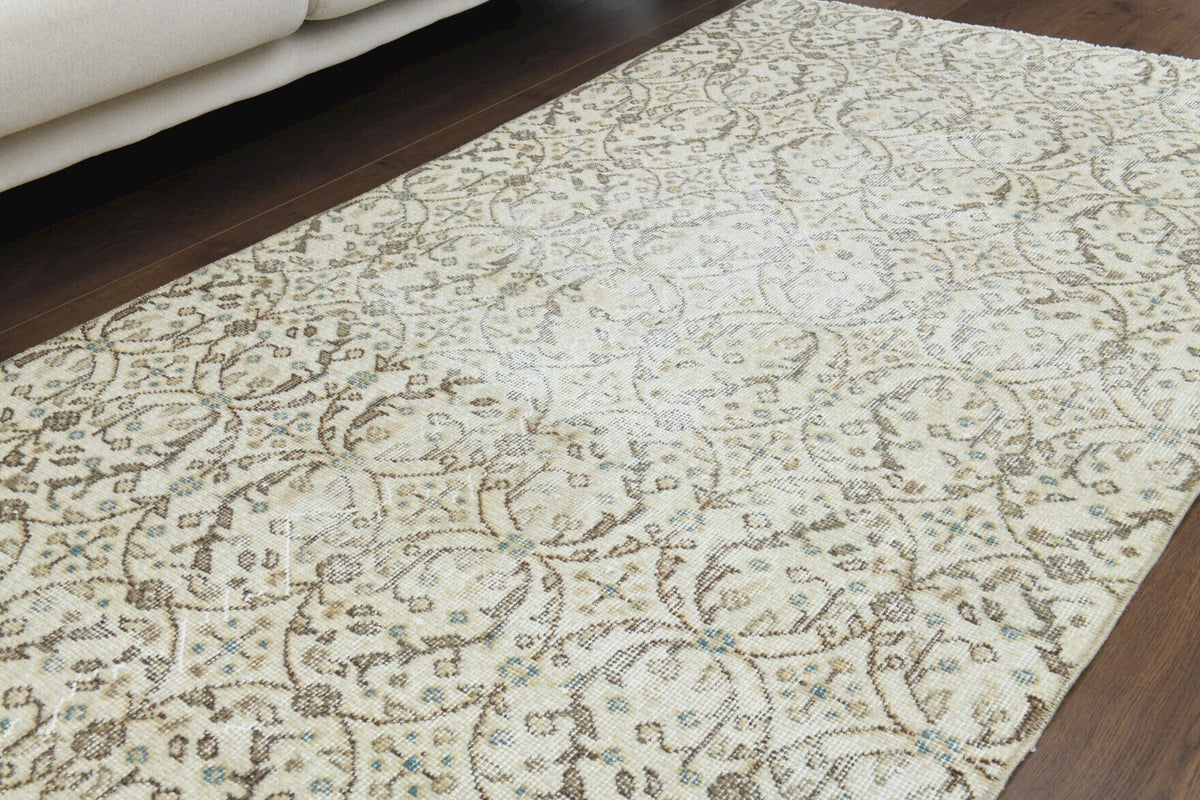 Handmade Vintage Floral Oushak Rug