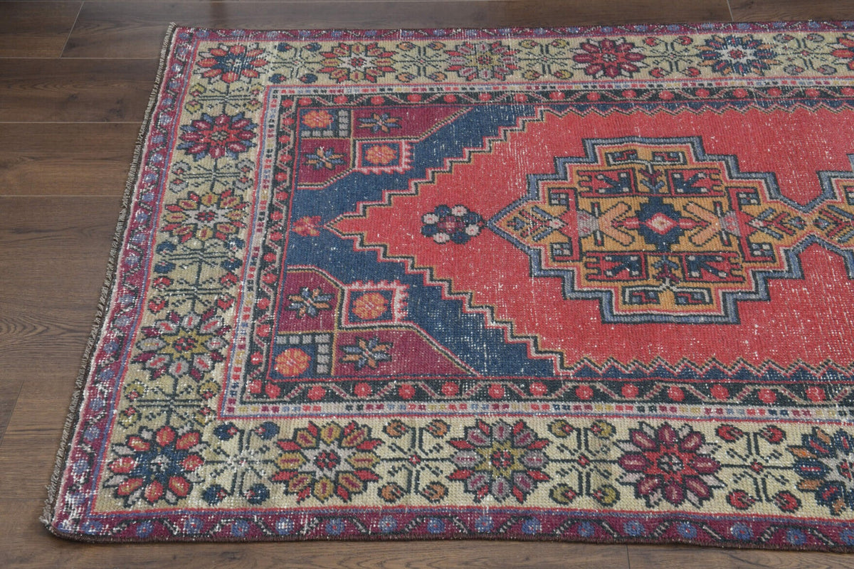 El yapımı vintage halı 109x201 cm oryantal desenli yün - üstten görünüm