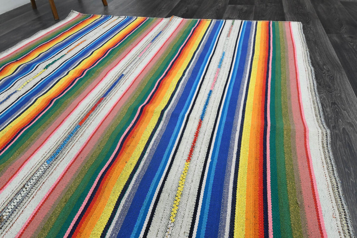 El yapımı vintage halı 163x203 cm oryantal desenli yün - mekan görünümü