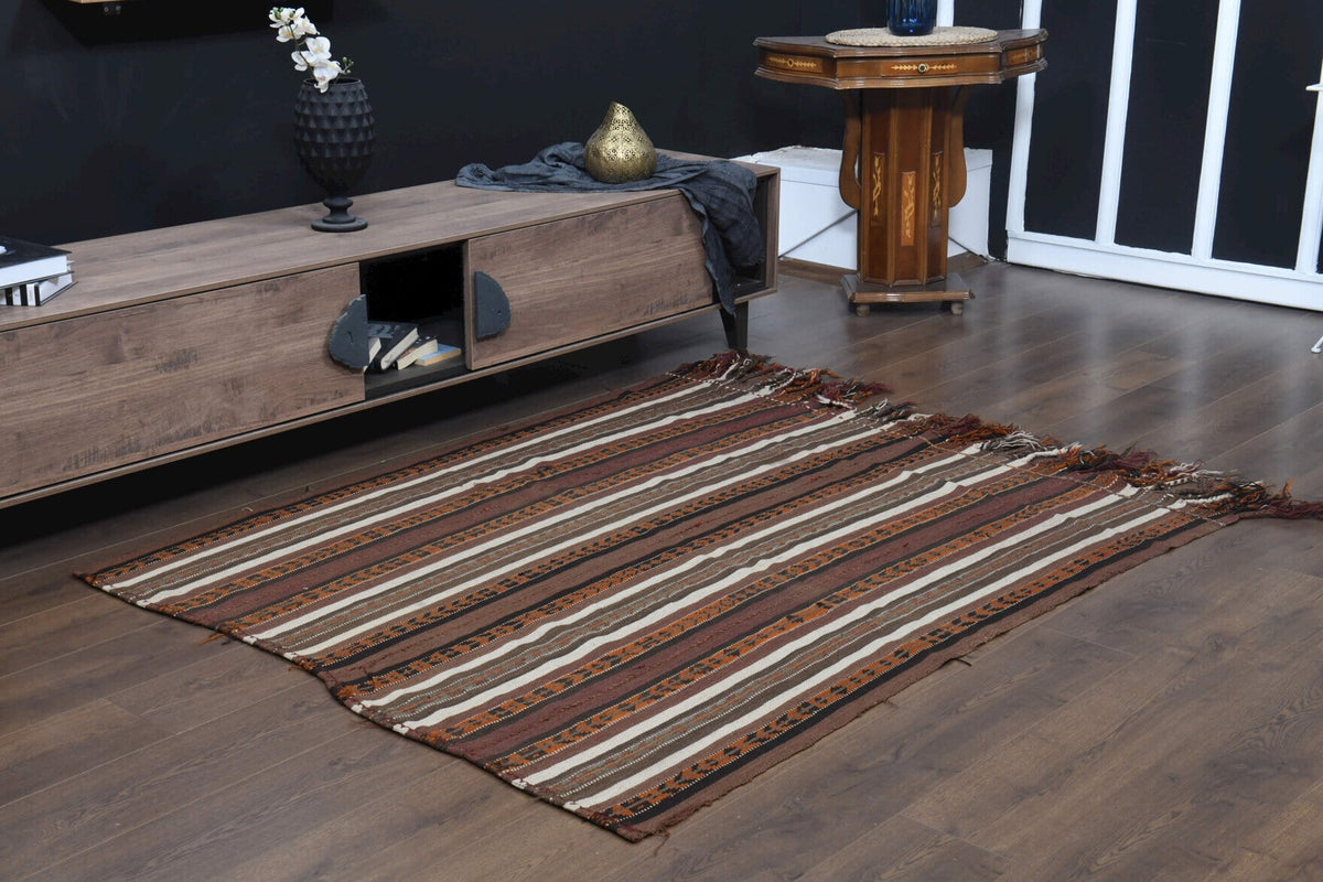 El yapımı vintage halı 155x178 cm oryantal desenli yün - üstten görünüm