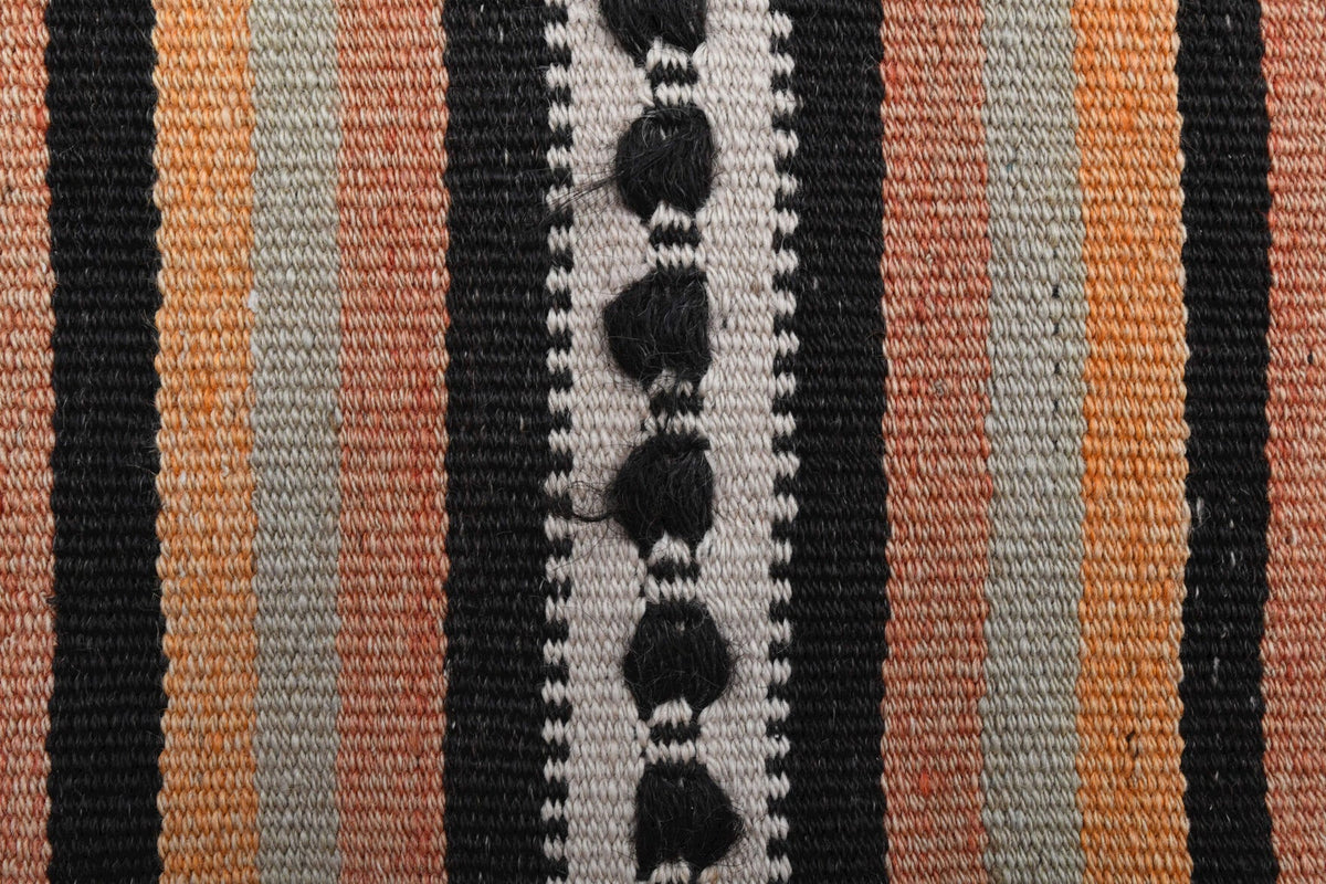 El yapımı vintage halı 140x211 cm oryantal desenli yün - farklı açıdan görünüm