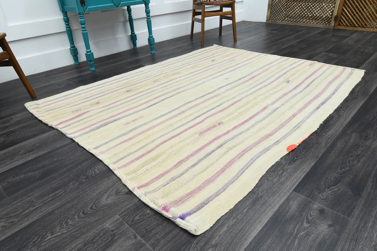 El yapımı vintage halı 157x201 cm oryantal desenli yün - yakın çekim doku detayı