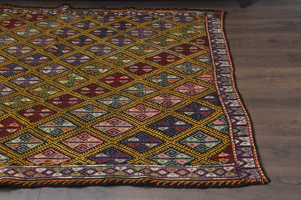 El yapımı vintage halı 168x198 cm oryantal desenli yün - açık alan görünümü