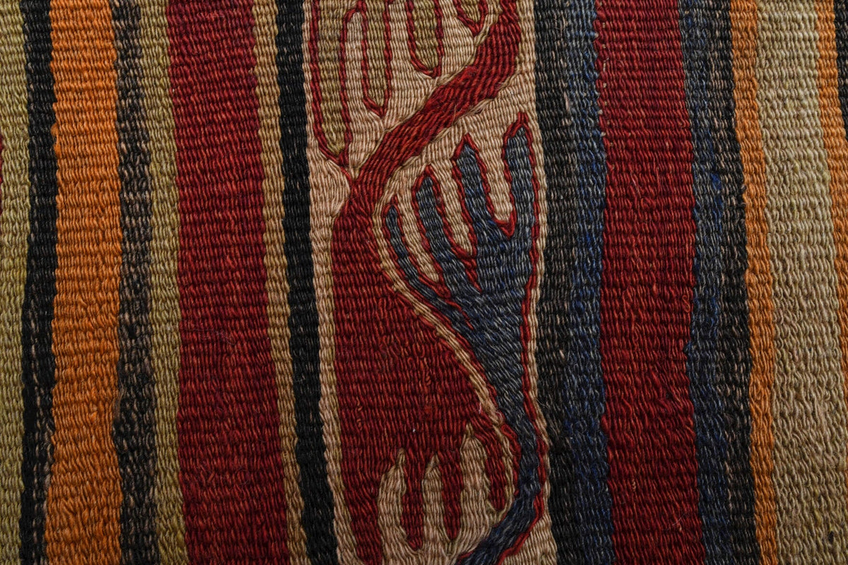 El yapımı vintage halı 132x157 cm oryantal desenli yün - farklı açıdan görünüm