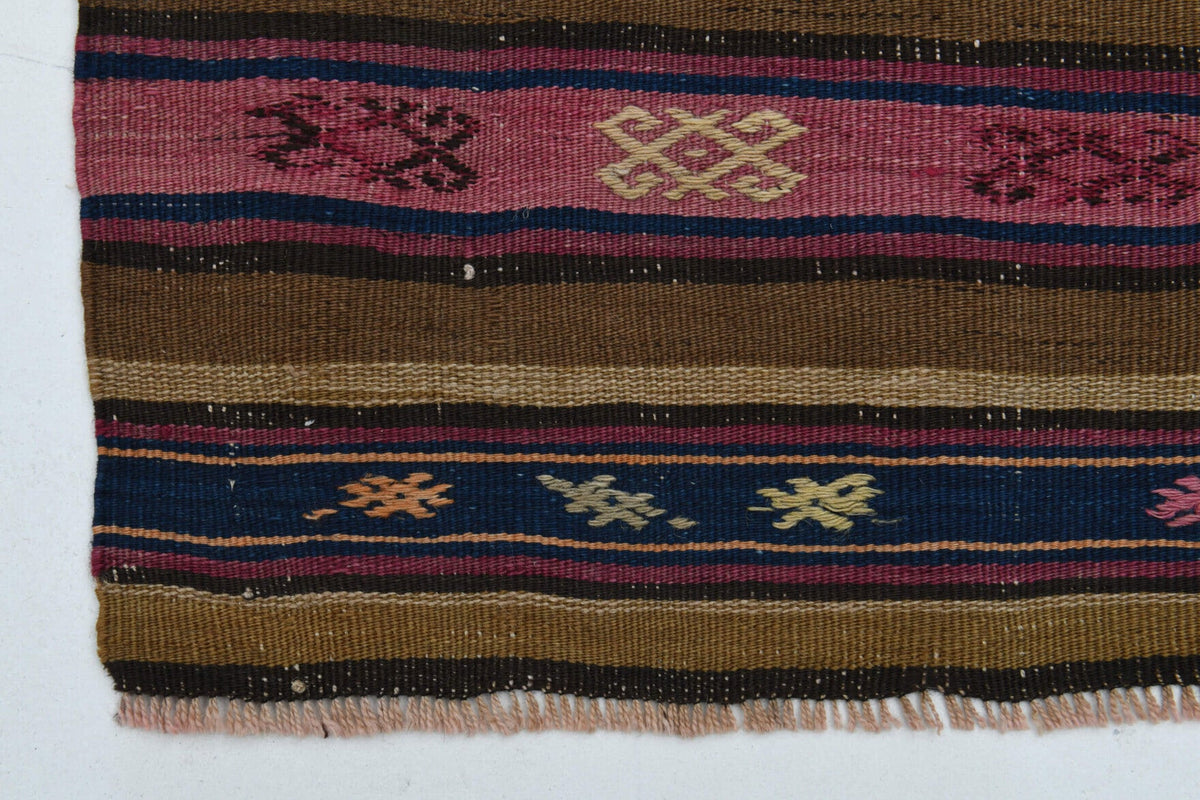 El yapımı vintage halı 168x229 cm çizgili desenli yün - kenar ve saçak detayı