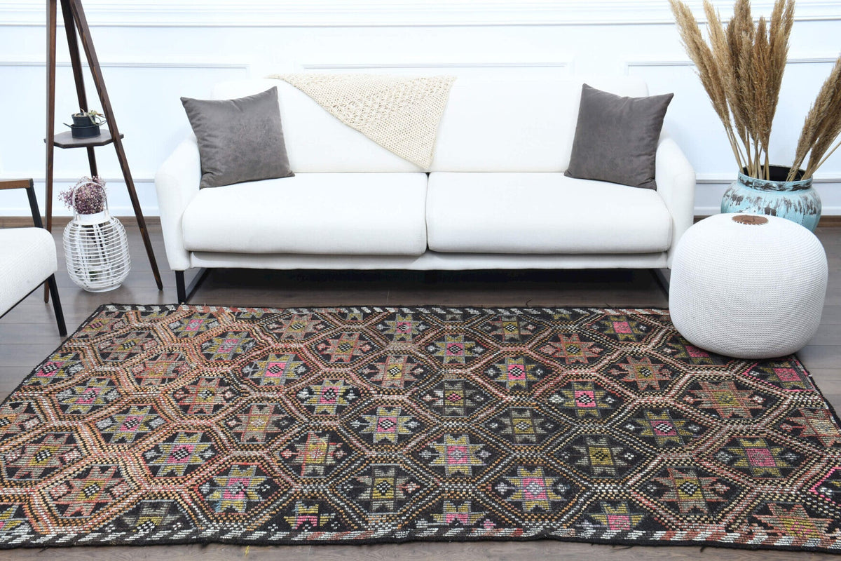 El yapımı vintage halı 157x259 cm i̇kat desenli yün - açık alan görünümü