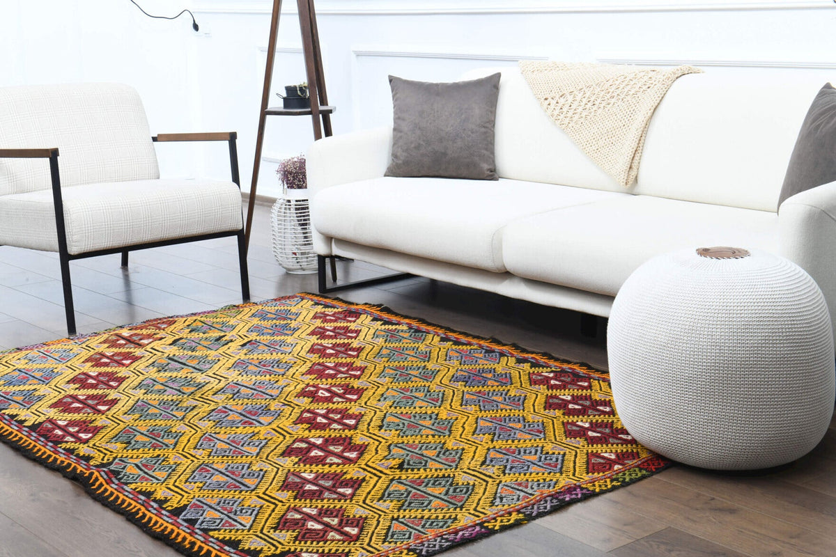 El yapımı vintage halı 150x208 cm i̇kat desenli yün - mekan görünümü