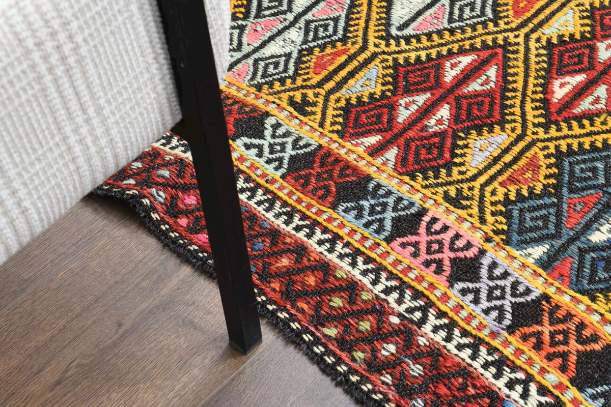 El yapımı vintage halı 155x234 cm i̇kat desenli yün - desen detayı