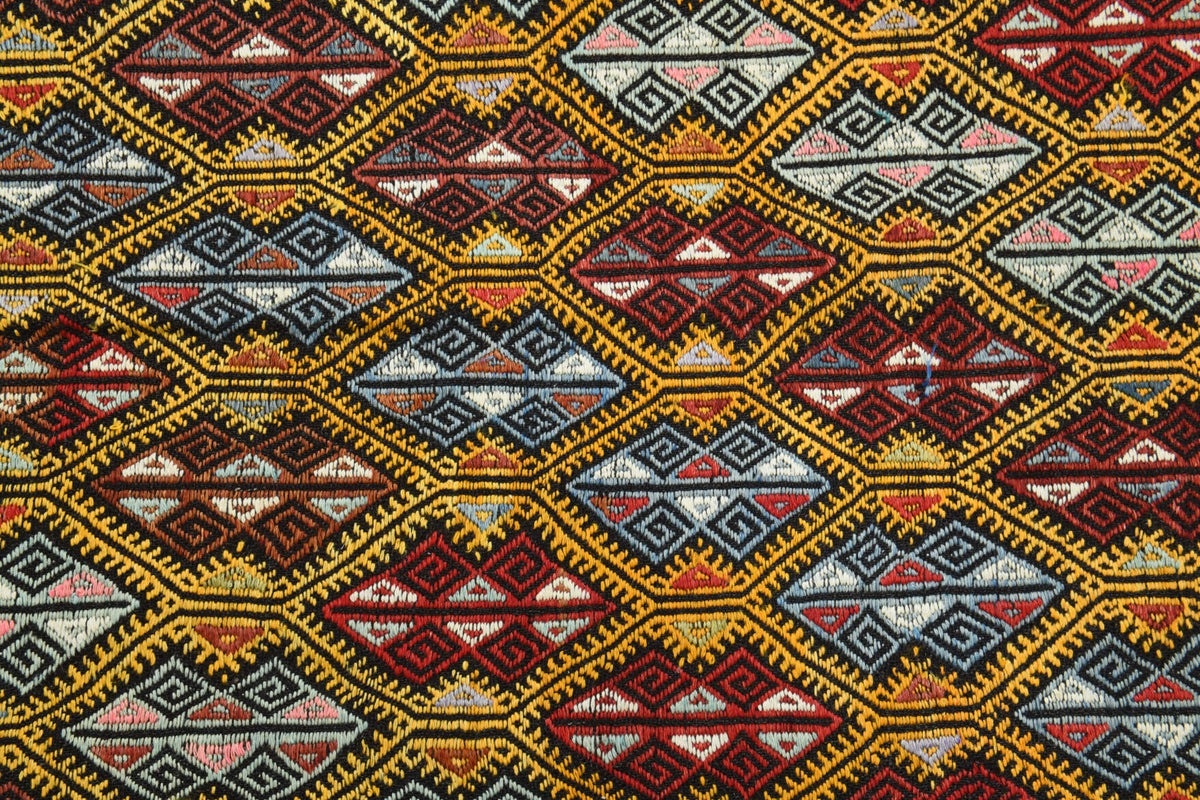El yapımı vintage halı 155x234 cm i̇kat desenli yün - mekan görünümü