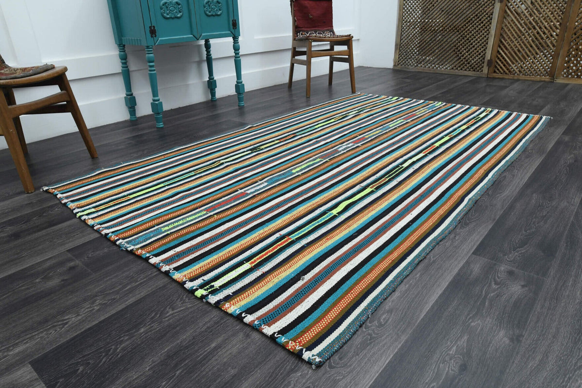 El yapımı vintage halı 150x249 cm çizgili desenli yün - yakın çekim doku detayı