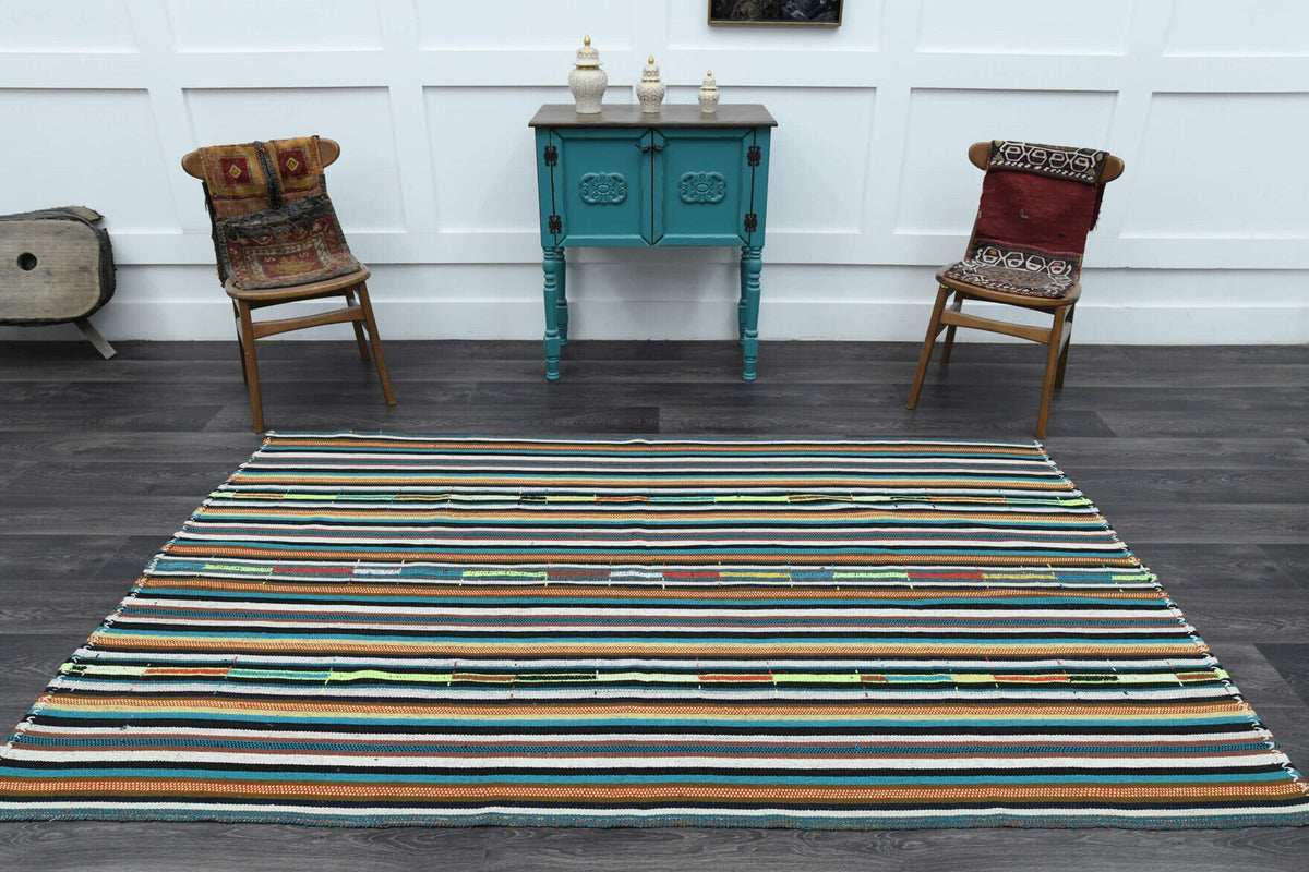 El yapımı vintage halı 150x249 cm çizgili desenli yün - kenar ve saçak detayı