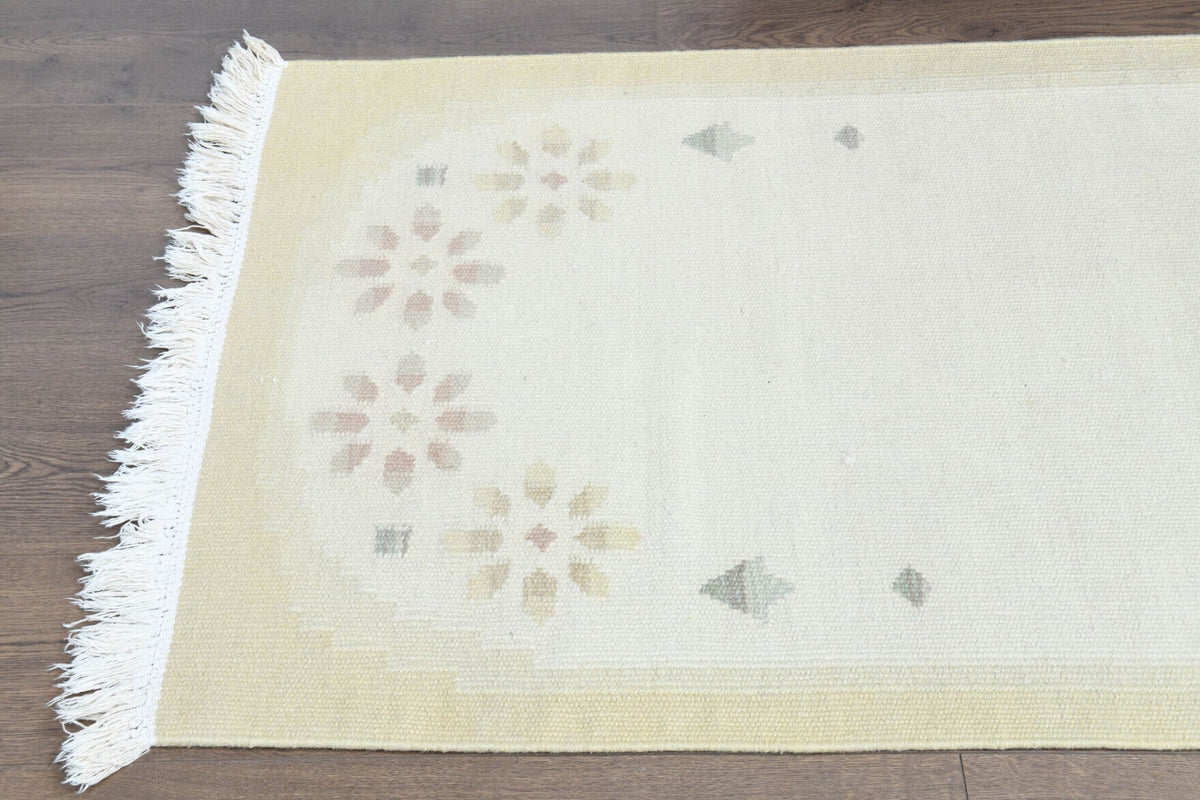 El yapımı vintage halı 81x185 cm düz desenli yün - üstten görünüm