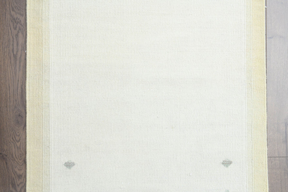 El yapımı vintage halı 81x185 cm düz desenli yün - açık alan görünümü