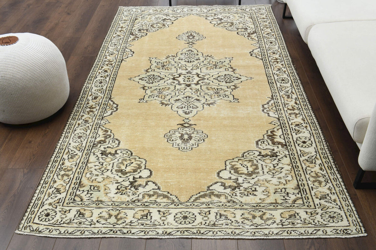 El yapımı vintage halı 152x244 cm oryantal desenli yün - detay görünümü