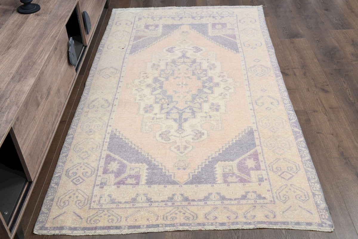El yapımı vintage halı 124x201 cm oryantal desenli yün - detay görünümü