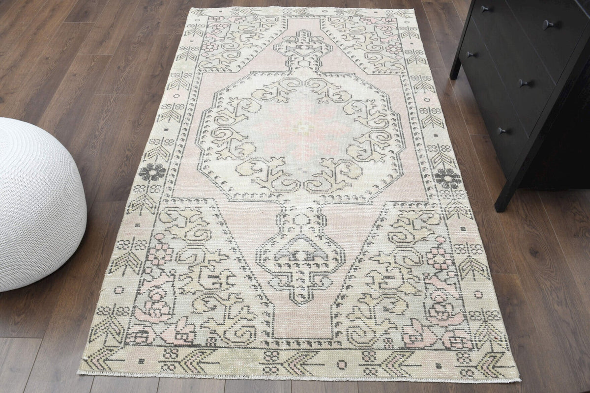 El yapımı vintage halı 132x211 cm oryantal desenli yün - detay görünümü
