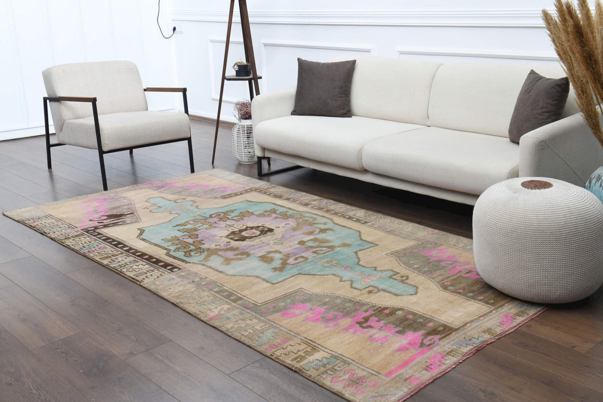 El yapımı vintage halı 122x274 cm oryantal desenli yün - açık alan görünümü