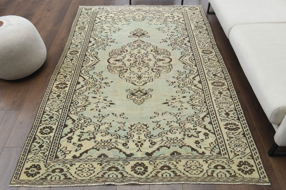 Mystic - Oriental Vintage Handmade Oushak Rug