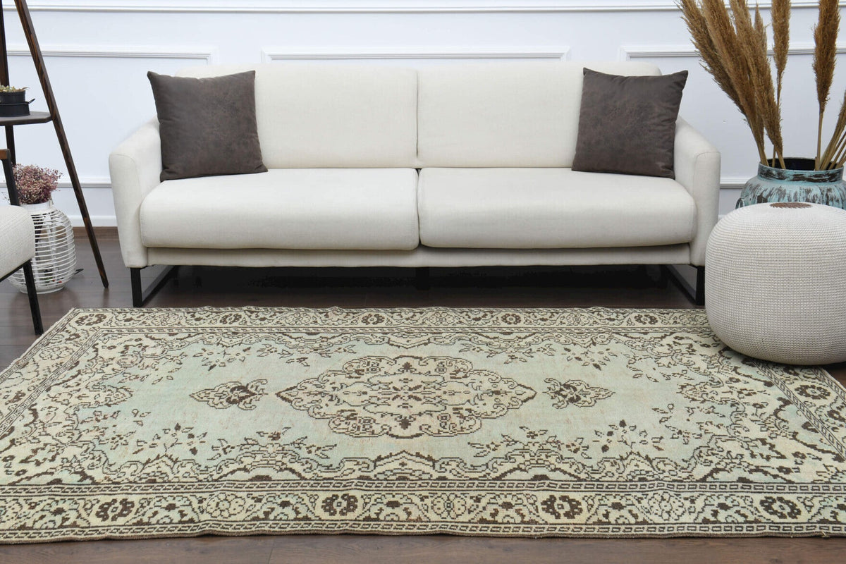Mystic - Oriental Vintage Handmade Oushak Rug