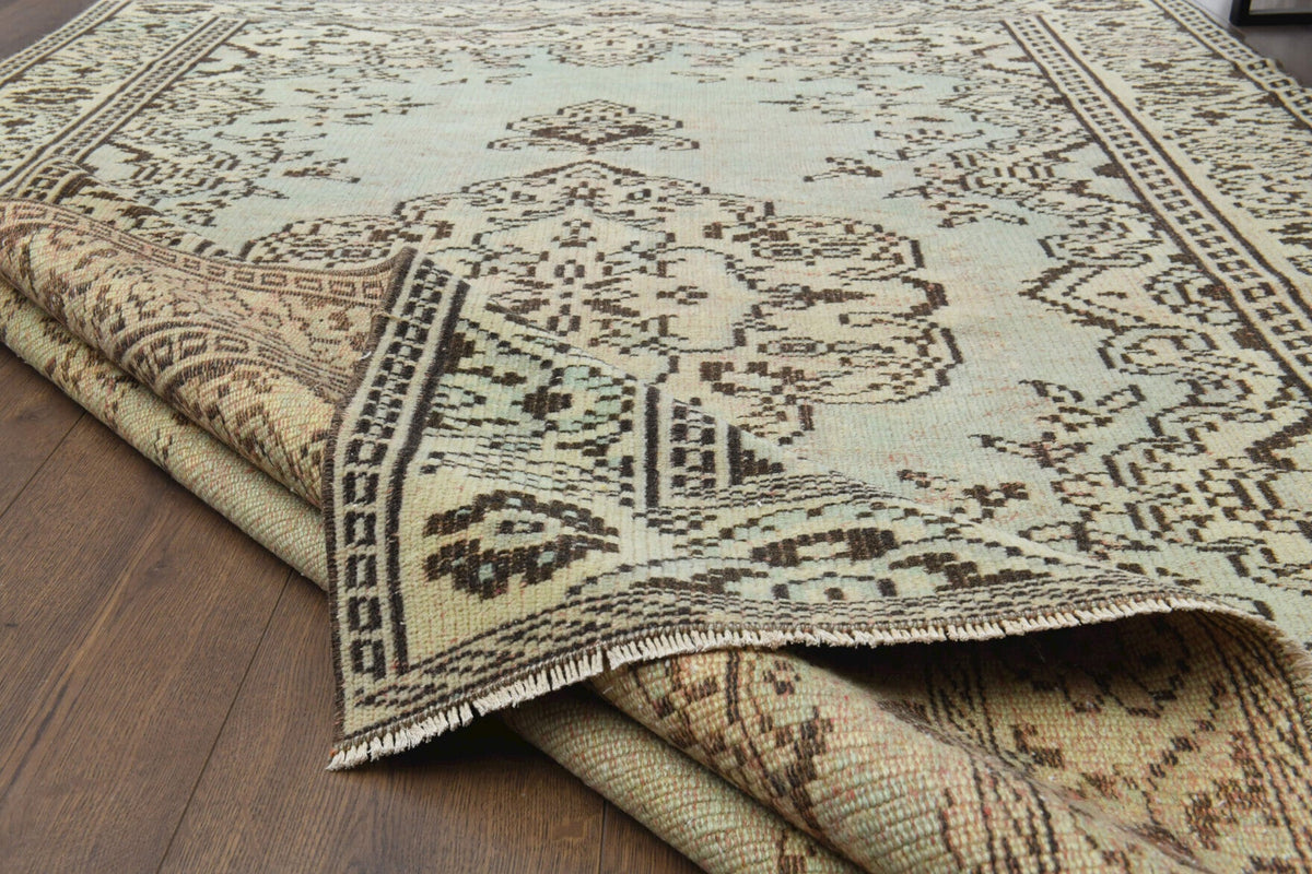 Mystic - Oriental Vintage Handmade Oushak Rug