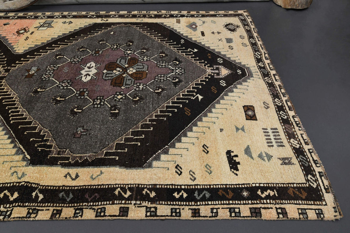 El yapımı vintage halı 178x391 cm oryantal desenli yün - açık alan görünümü