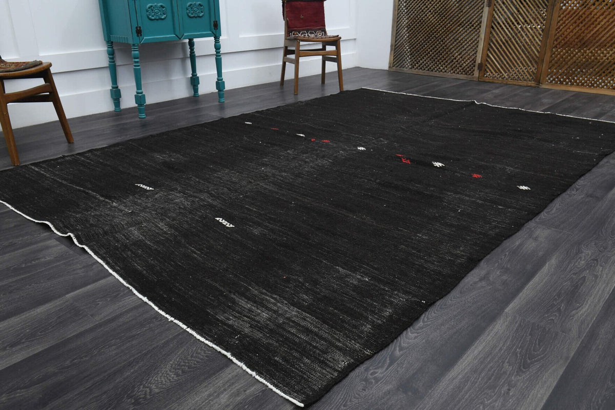 Handmade Flatweave Solid Black Area Rug