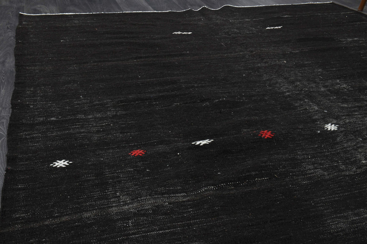 Handmade Flatweave Solid Black Area Rug