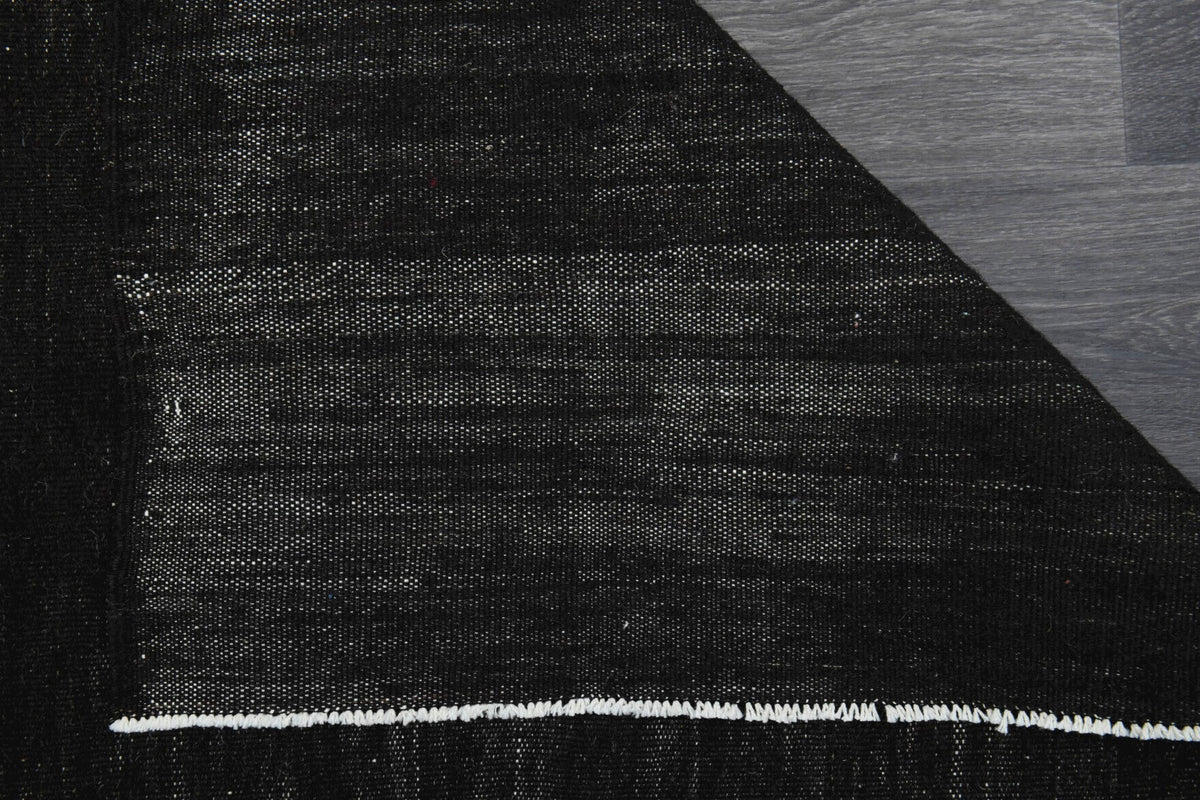 Handmade Flatweave Solid Black Area Rug