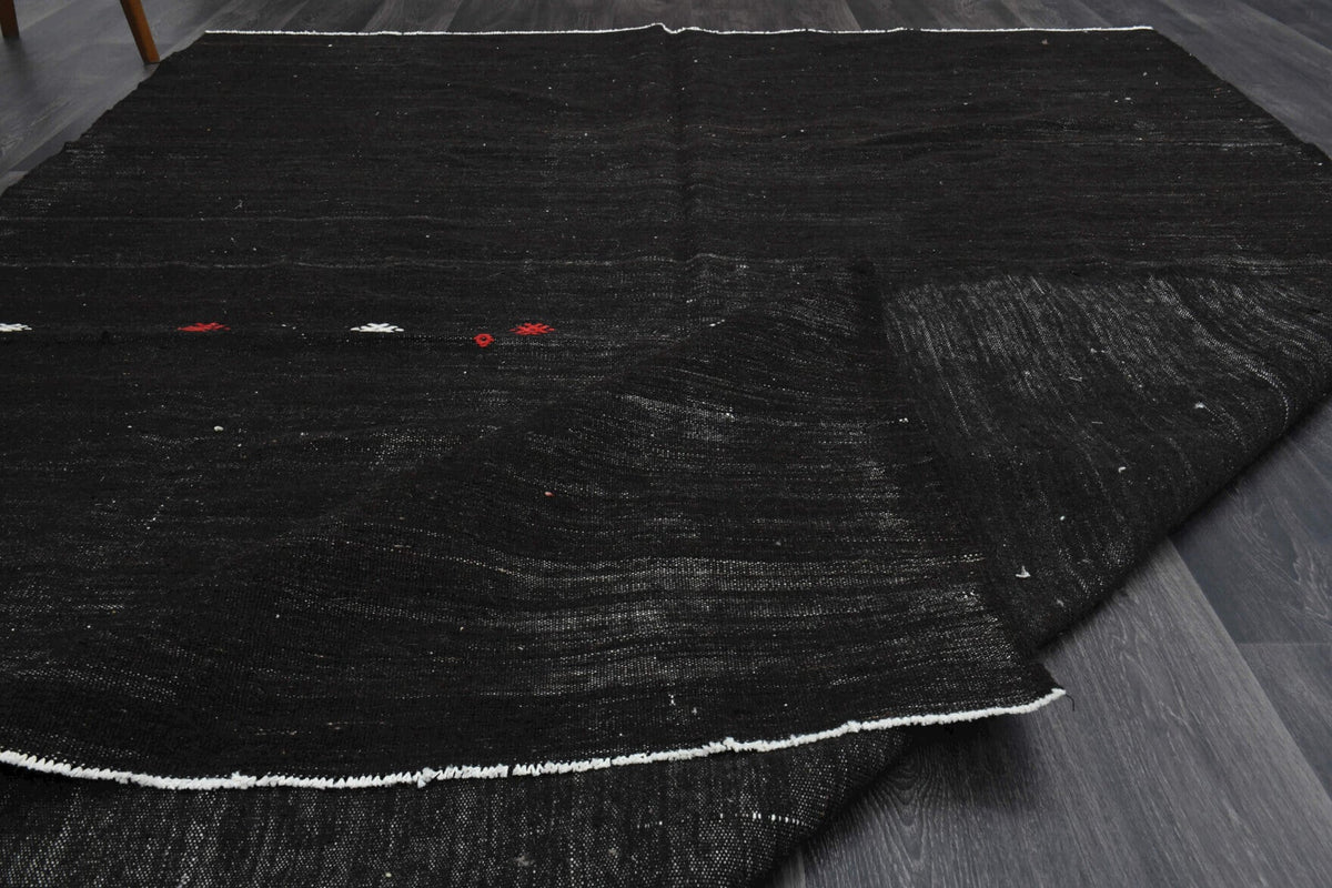 Handmade Flatweave Solid Black Area Rug