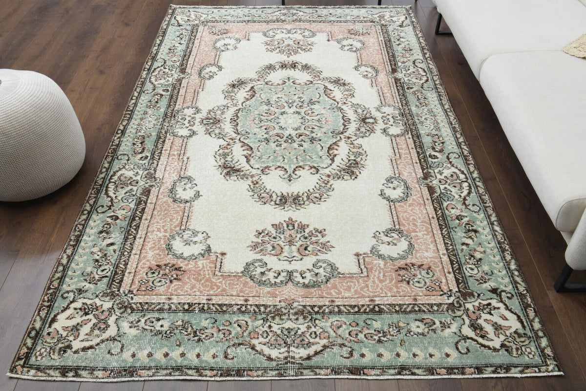 El yapımı vintage halı 152x244 cm madalyonlu desenli yün - detay görünümü