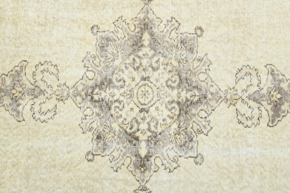 El yapımı vintage halı 208x307 cm oryantal desenli yün