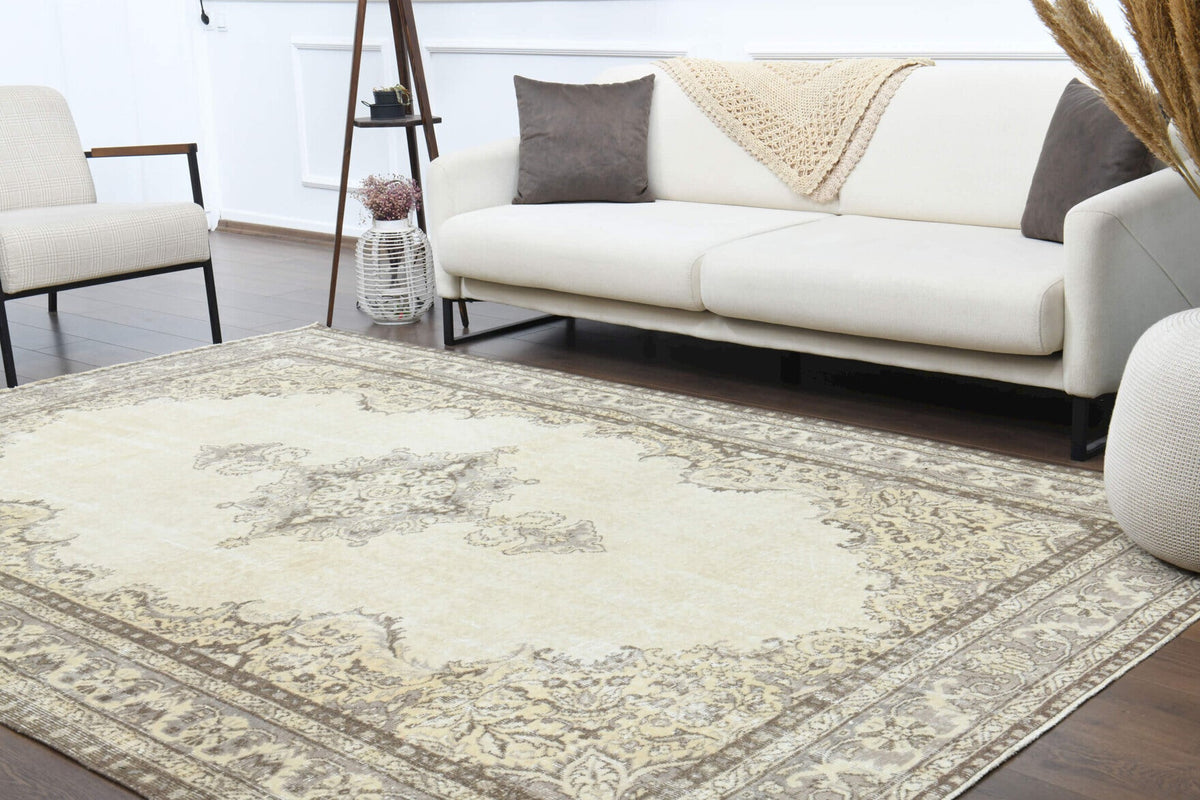 El yapımı vintage halı 208x307 cm oryantal desenli yün - kenar ve saçak detayı