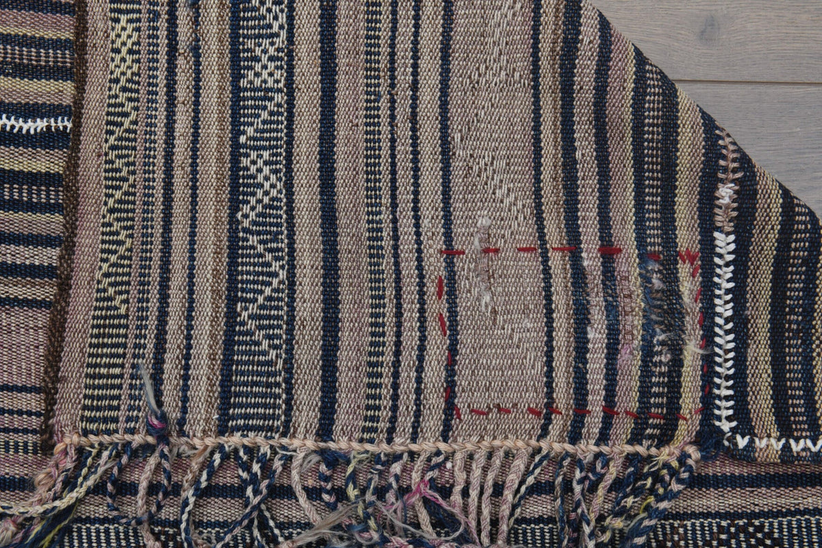 El yapımı vintage yolluk 152x378 cm i̇kat desenli yün - kenar ve saçak detayı