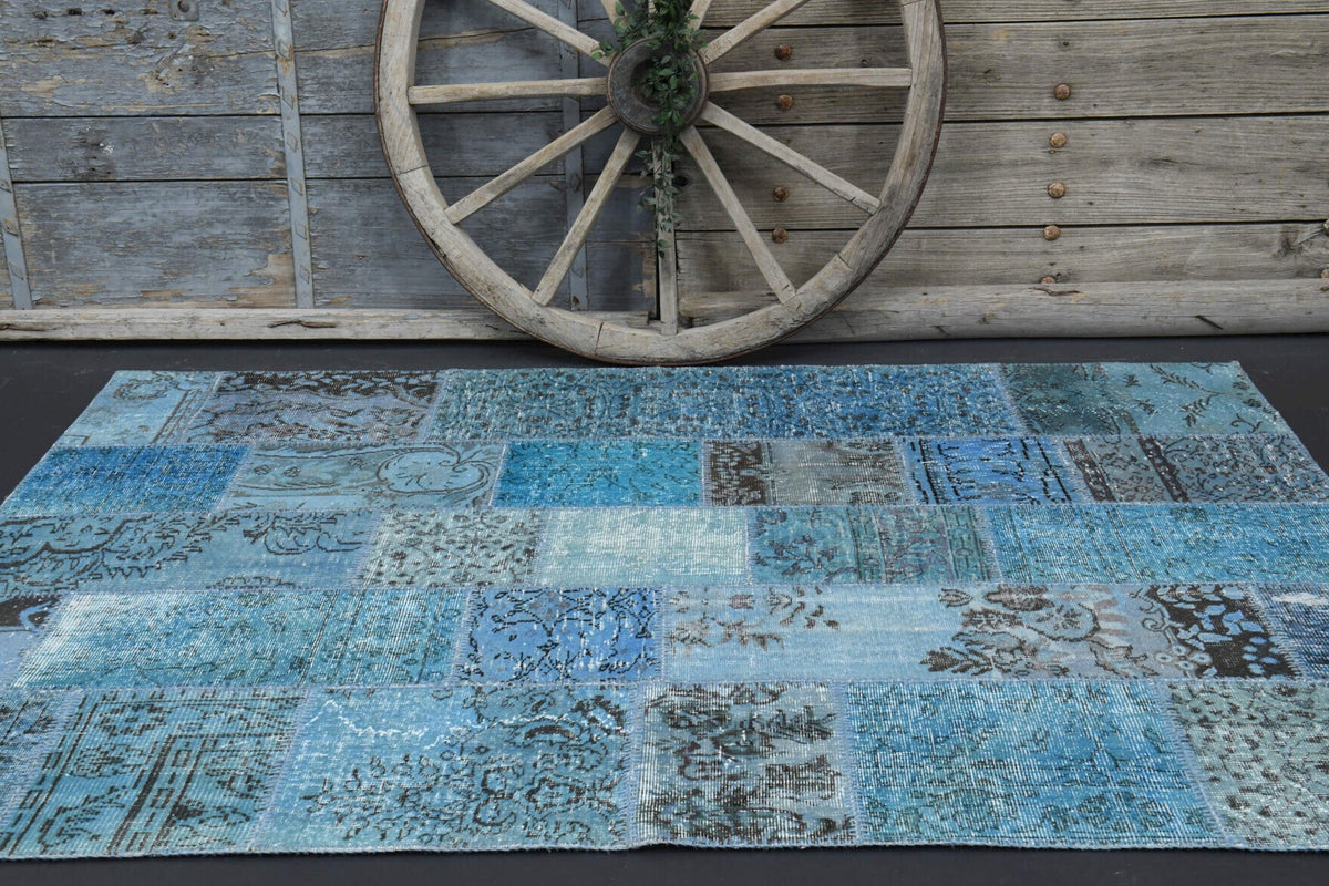 El yapımı vintage halı 170x239 cm düz desenli yün - kenar ve saçak detayı