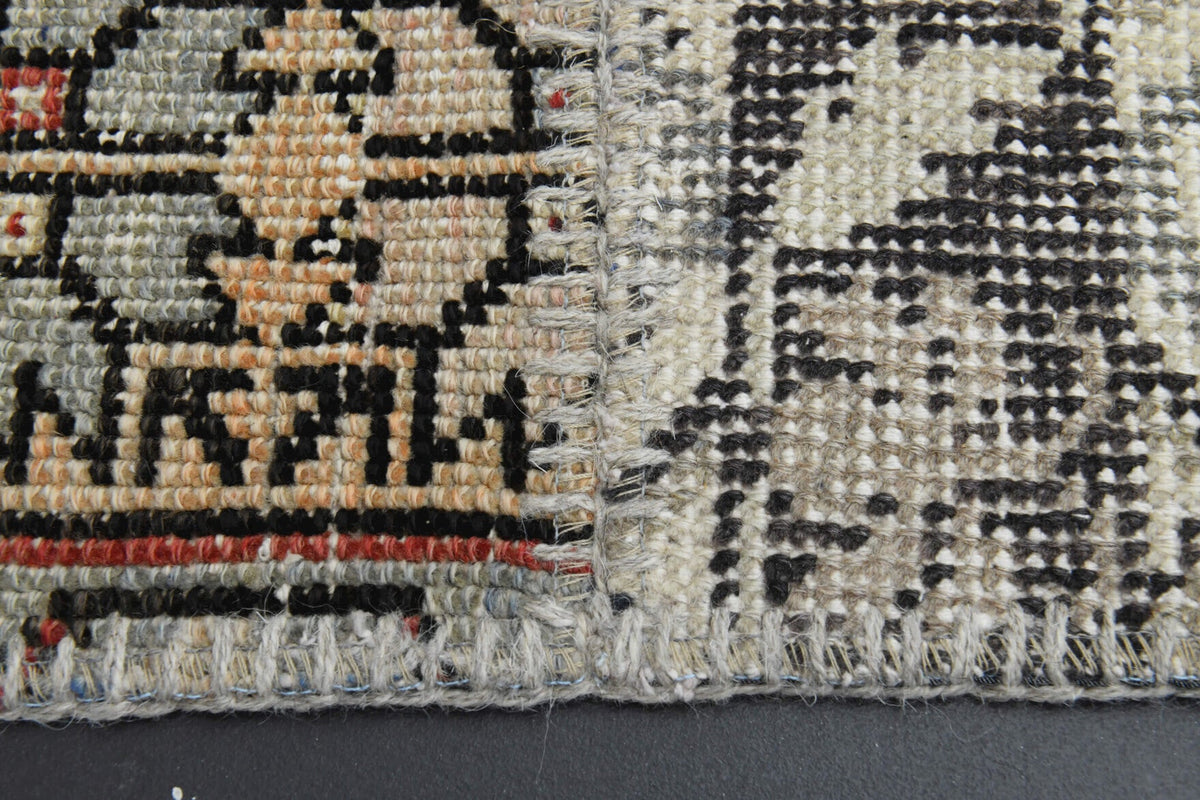 El yapımı vintage halı 201x302 cm oryantal desenli yün - yakın çekim doku detayı